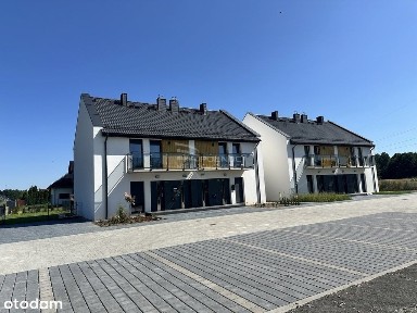 Nowe, 3 pok., parking na 2 auta, strych, 2 balkony