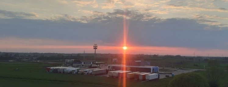 Mieszkanie z windą !,Miodowa 17, pierto 4, NOWE z 2024r Wysokie !