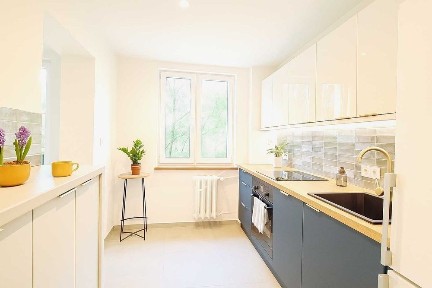 2 pokojowe w stanie idealnym, duży balkon!