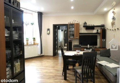 3-pokojowe mieszkanie na parterze kamienicy - gotowe do zamieszkania