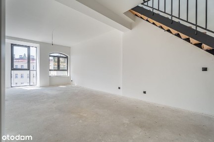 Nowoczesny loftowy apartament w centrum miasta.