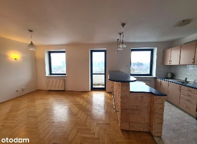 BRONOWICE - słoneczne studio, Blok 2000, komórka lok. w cenie, parking