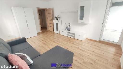 Duże Rozkładowe 2-pokojowe balkon komórka garaż