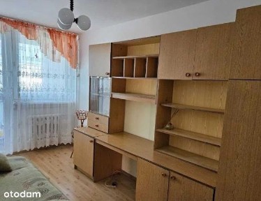 2 pokoje/osobna kuchnia z loggią i piwnicą