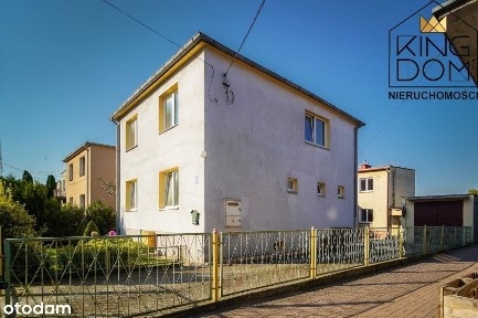 Dwa wolnostojące domy z garażem w Morągu