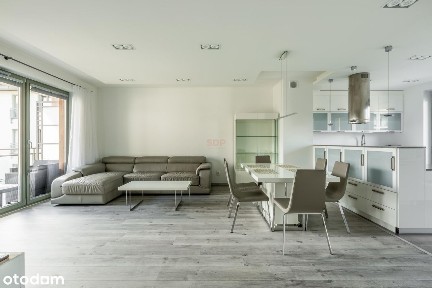 Przestronny apartament na Ogrodach Hallera.