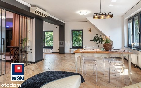 Przestronny apartament w centrum miasta.