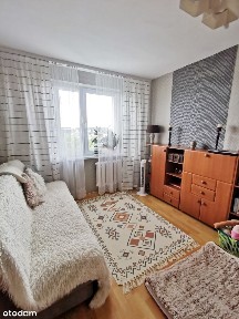 Przestronne 3-pokojowe mieszkanie z balkonem w niskim bloku na Malince