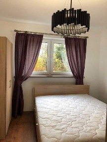 Od grudnia.Mieszkanie 2-pokojowe z ogródkiem i miejscem postojowym.