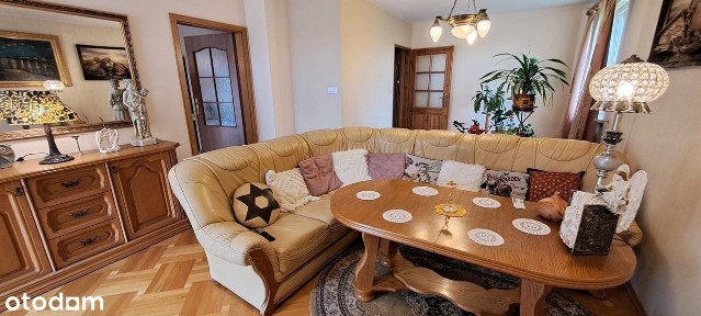 Klimatyczny dom, piękna działka!