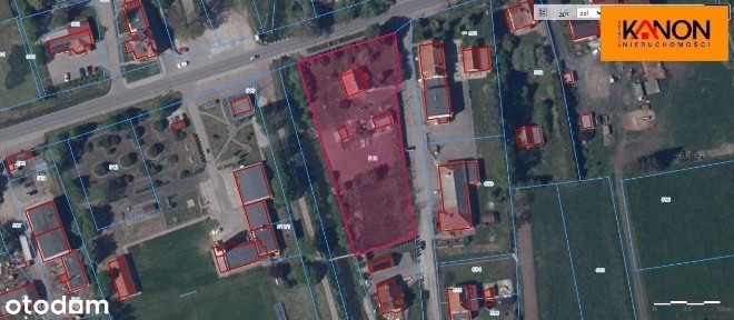 Dom, 3 342 m², Markusy