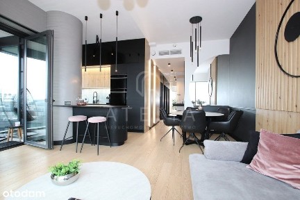 Apartament 3 pokoje z loggią w Hanza Tower