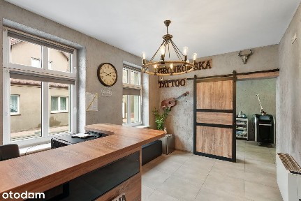 Kamienica nad jeziorem Rogoźno