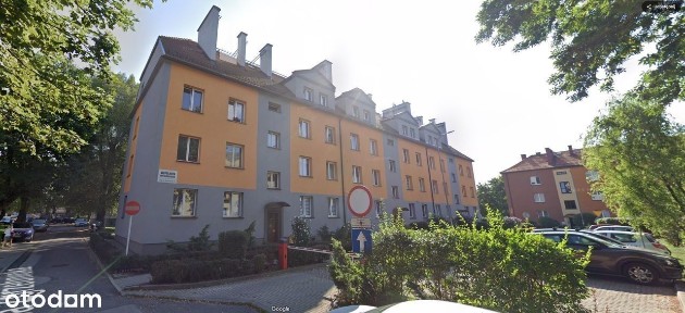 ***M3 w ścisłym centrum z balkonem*Dworek***