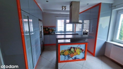 BUDYNEK MIESZKALNO-USŁUGOWY! PRZEDSZKOLE