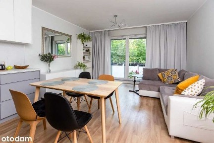 Hugona Kowarzyka / Do zamieszkania / 3 pokoje / Cicha