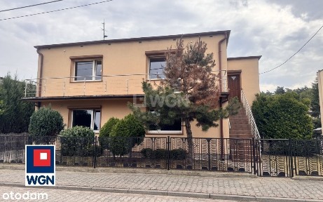 Przestronny dom blisko natury.