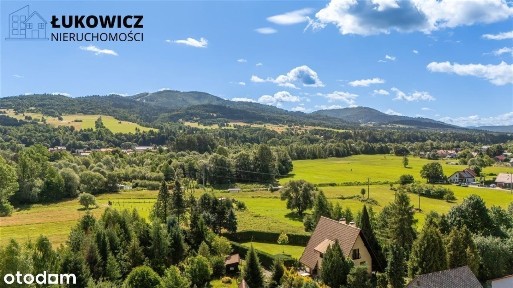 Dom u podnóża gór w Ciścu 168,7 m2! Duża działka!