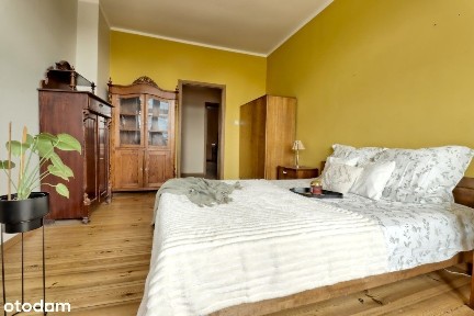 Przestronne 71 m² w sercu miasta - wyposażona kamienica z klimatem