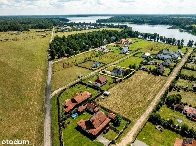 DOM NAD JEZIOREM STARE KIEJKUTY