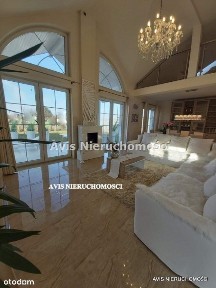 Dom, 230 m², Żarów