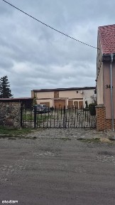 Dom w Starkowie z działką