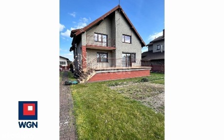 Przestrzeń, światło i komfort -idealny dom dla rodziny.