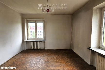Centrum Nowy Świat 47m2, 2 lub 3 pokoje do remontu