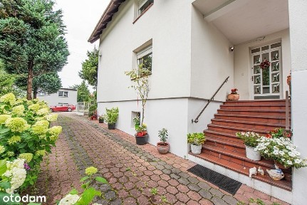 Dom z duszą i pięknym ogrodem - Miastko