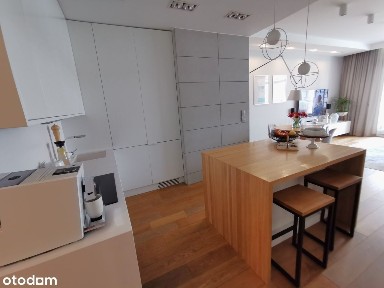 Wilanów,wszystkomające z gustem,garaż,balkon,klima,schowek