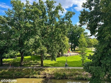 Kawalerka na 1. piętrze z balkonem! centrum Lubska