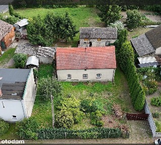 Dom do generalnego remontu + zabudowania gospodarcze | Działka 1442 m²