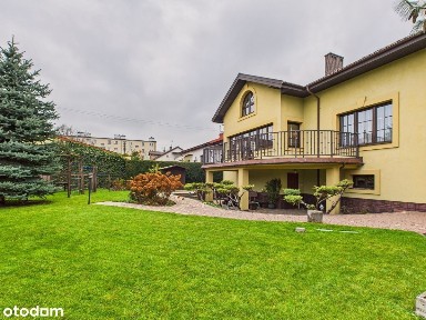 Spokój na uboczu. Centrum pod ręką !