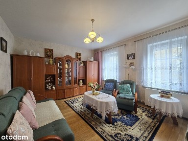 kawalerka z garażem oraz ogródkiem