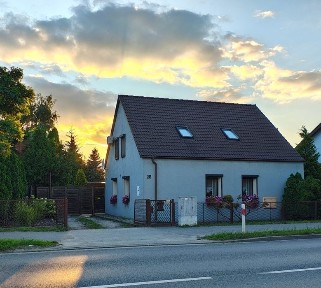 Dom w centrum Kępna do zamieszkania, działka 1133 m2