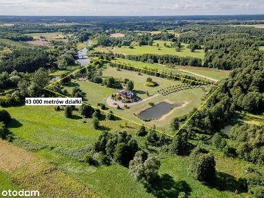 Wyjątkowy dom z bala w prywatnym parku