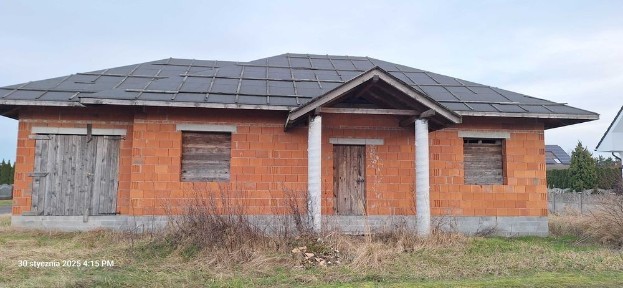 Dom w Strzałkowie. Świetna lokalizacja