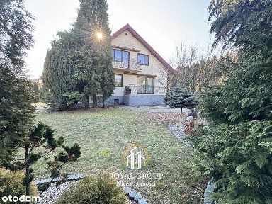 Przestronny dom w świetnej lokalizacji!