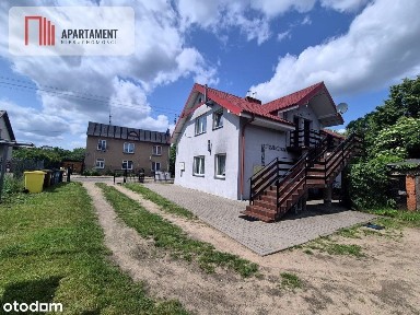 Duży przestronny dom - cztery mieszkania