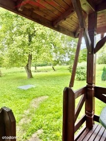 Dom w zaciszu blisko lasu