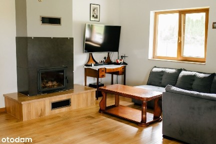 Dom jednorodzinny w pięknej, cichej okolicy.