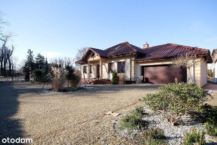 Wspaniały dom mieszkalny w sercu Parku Miejskiego