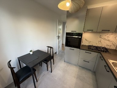 Wynajem mieszkanie Kraków ul. Lublańska, 2 pokoje plus kuchnia