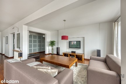 Przestronny penthouse w Nowym Centrum Łodzi