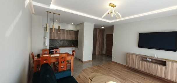 Wynajmę mieszkanie 47m² +2 miejsca w garażu od 1 stycznia.