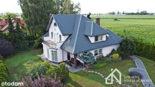 Piękny dom przy ulicy Ustronnej na sprzedaż!