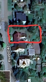 Dom w pobliżu jeziora