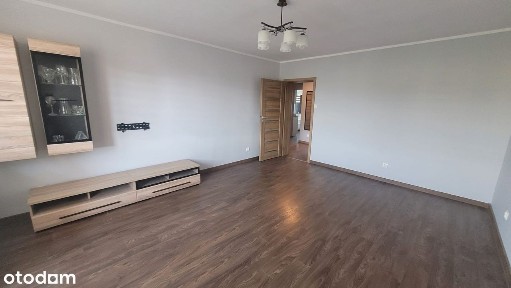 Koniuchy, 3 pokoje w super lokalizacji, bezpośrendnio