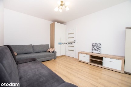 2 niezależne pokoje/taras/oś Oświecenia/ENG