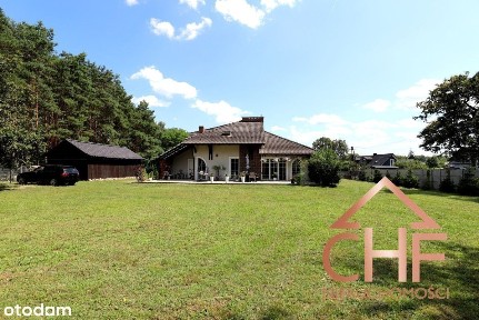 Dom na sprzedaż z fotowoltaiką i pompą ciepła